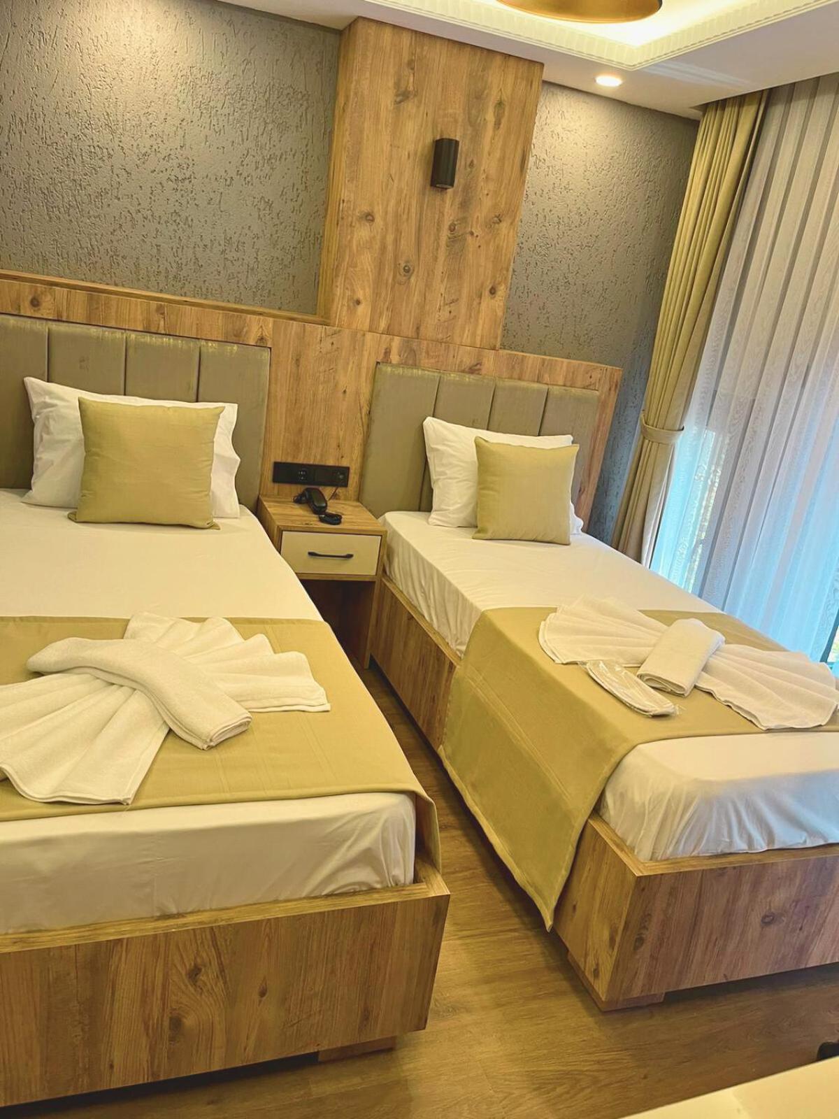 Yellow Bull Istanbul Hotel Ngoại thất bức ảnh